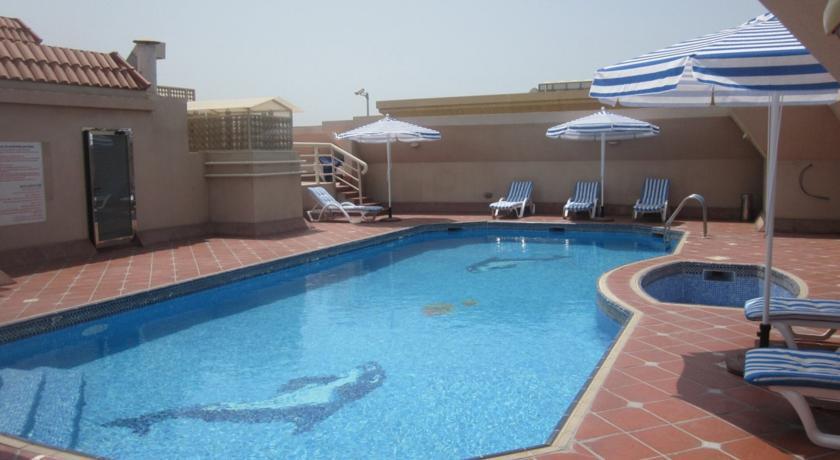 Belvedere Court Deluxe Hotel Apartments ดูไบ ภายนอก รูปภาพ