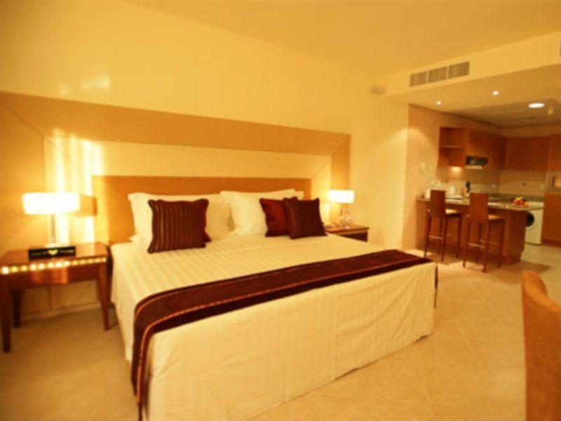 Belvedere Court Deluxe Hotel Apartments ดูไบ ภายนอก รูปภาพ