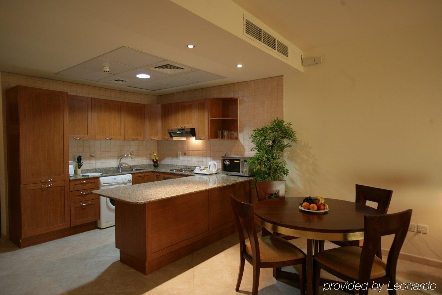 Belvedere Court Deluxe Hotel Apartments ดูไบ ภายนอก รูปภาพ